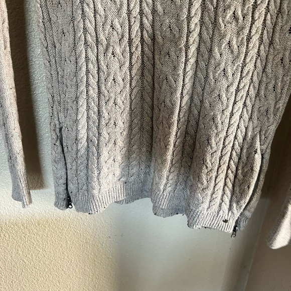 𝅺AMERICAN eagle sweater - Picture 4 of 5